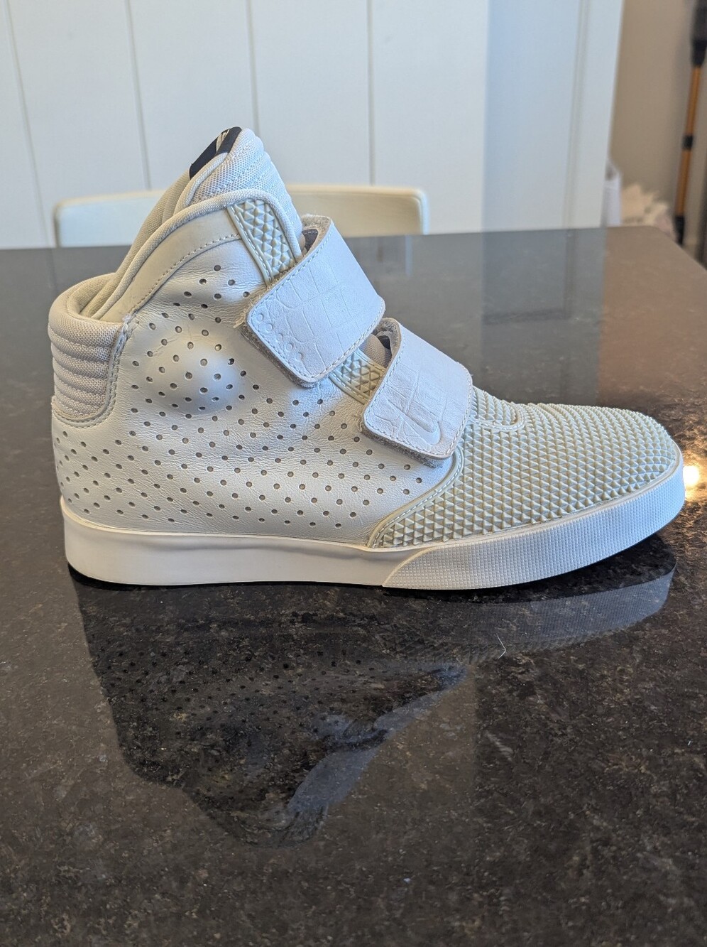 Nike Flystepper 2K3 Triple White High Top Sneakers Men's 7 / Women's 8.5